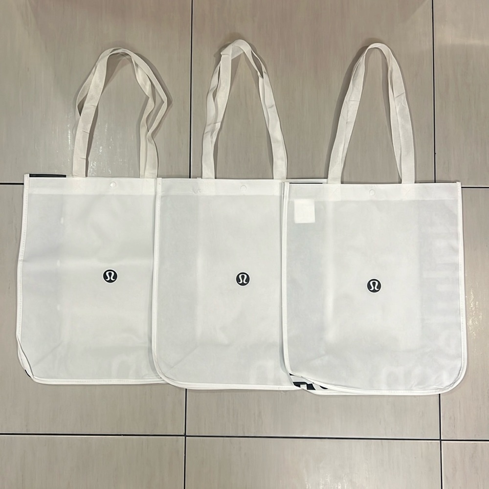 NEW Lululemon Reusable Shopping Bags Set of 3 Size Medium